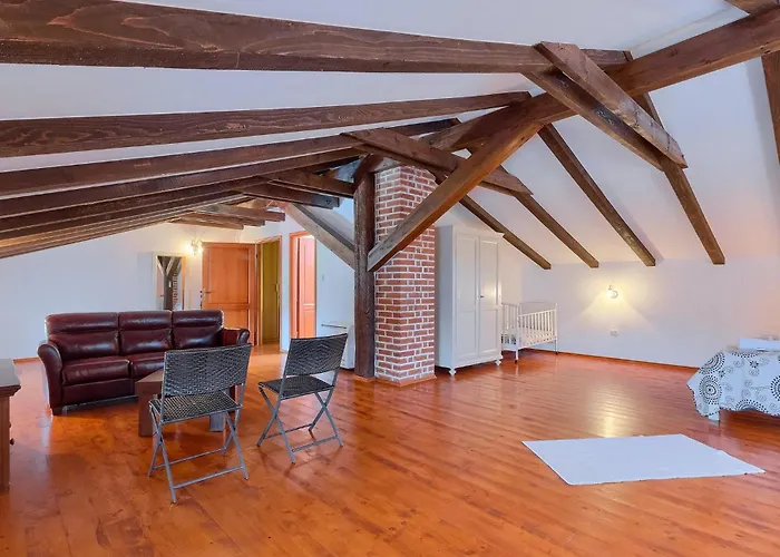 펜션 Negrin 풀라