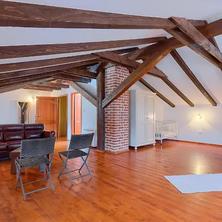 Дом отдыха Negrin Пула