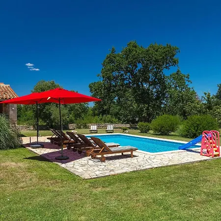 Holiday home Negrin Pula
