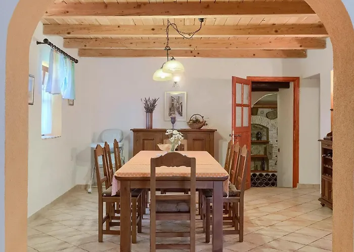 Negrin Vakantiehuis Pula